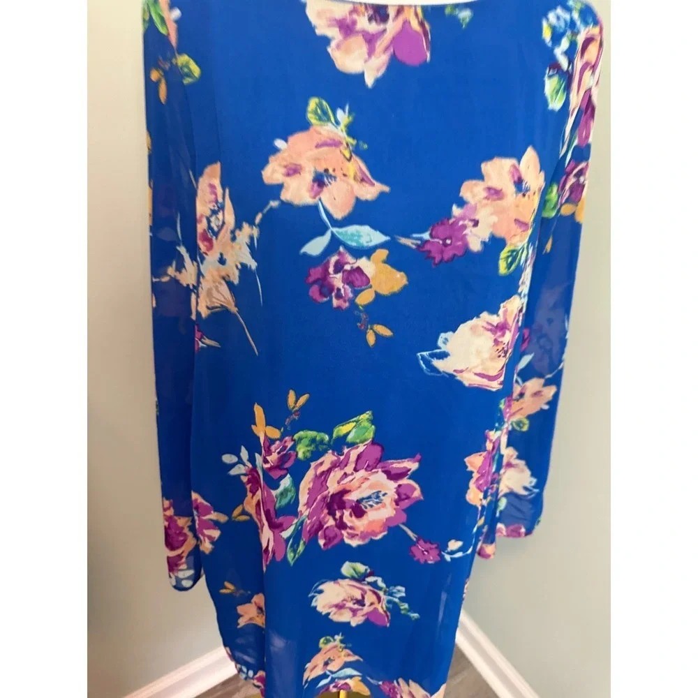 Everly‎ Blue Floral Long Sleeve Shift Dress Keyhole Back Size M